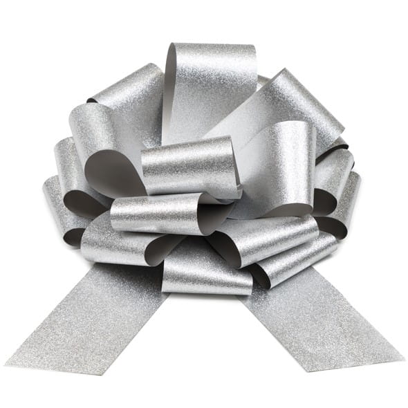 SREBRNA KOKARDA DEKORACYJNA NA AUTO SAMOCHÓD PARY MŁODEJ ŚLUB PREZENT DUŻA